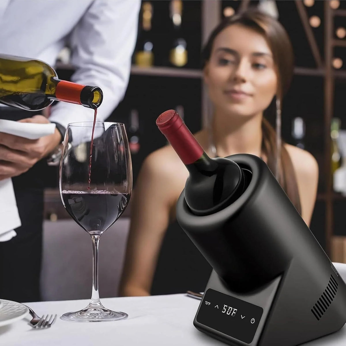 Elektryczny schładzacz do wina do butelek 750 ml, pojedyncza chłodziarka do wina i szampana, utrzymuje napoje zimne do 24 godzin, idealny na patio, piwo i wodę