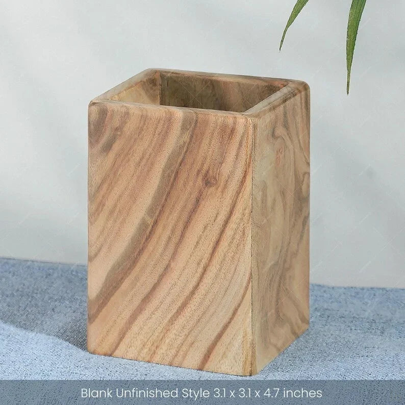 Portalápices de madera maciza de alcanfor 8x8x12 cm – Organizador de escritorio, cubilete para lápices