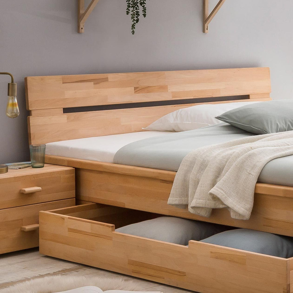 Cama de matrimonio de madera maciza Tamira 140x200 cm, haya natural aceitada con cajones de almacenamiento, altura confortable, encolado tipo parqué, capacidad de carga: 160 kg.