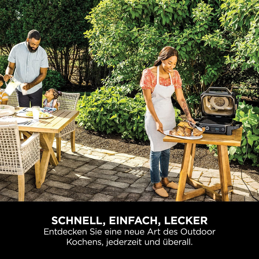 Ninja Woodfire Parrilla eléctrica, ahumador y freidora de aire, barbacoa para exteriores 7 en 1, freír con aire, ahumar, asar, hornear y más, resistente a la intemperie, antiadherente, portátil, eléctrica, gris/negro OG701EU
