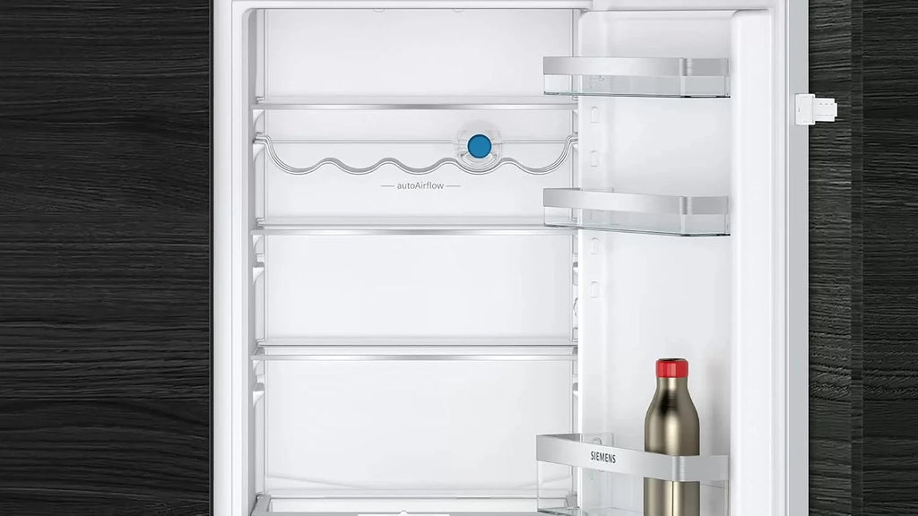 Siemens KI86VVSE0 iQ300 lodówko-zamrażarka do zabudowy/E / 229 kWh/rok / 183 l/hyperFresh system świeżości/lowFrost/oświetlenie wewnętrzne LED/bigbox/drzwi holowane