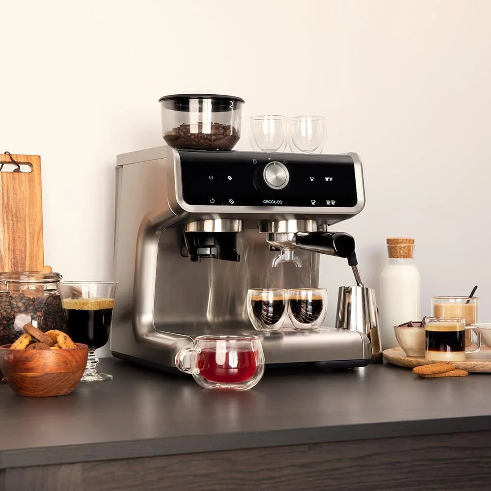 Cecotec Ekspres do kawy z podwójnym wyjściem Power Espresso 20 Barista Cream. 1550 W, 20 prętów, zbiornik na ziarna kawy 250g, młynek z 30 poziomami mielenia, termoblok, zbiornik na wodę 2.5 L