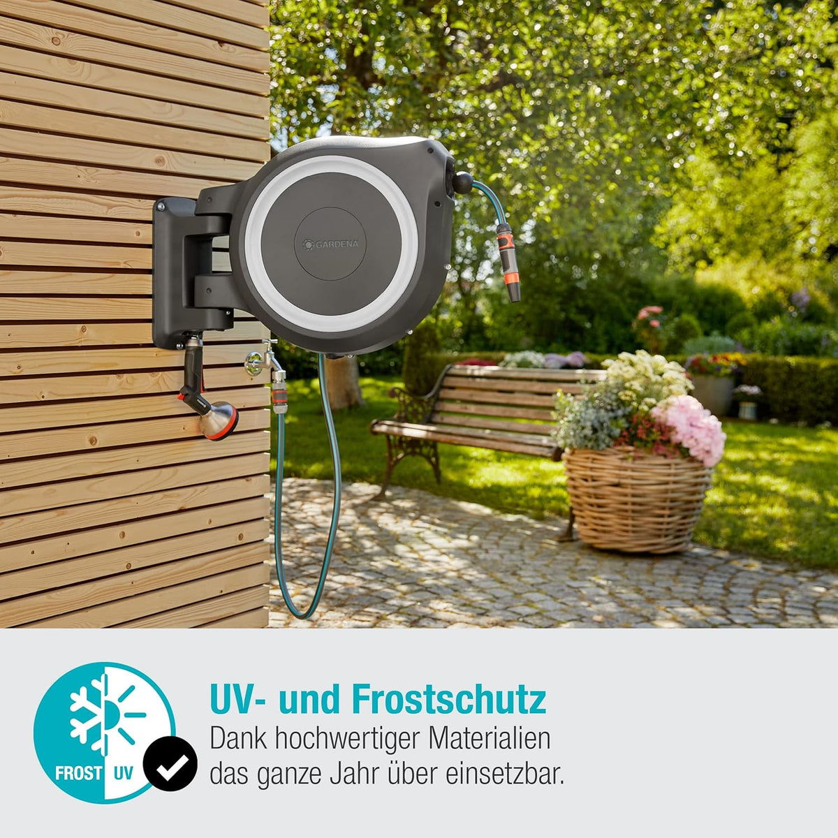 Caja portamanguera de pared Gardena RollUp XL 35 m, exclusiva para Amazon: riego flexible para jardines grandes, caja portamanguera giratoria, incluye manguera de calidad de 35 m con lanza y boquilla de limpieza (18632-60)