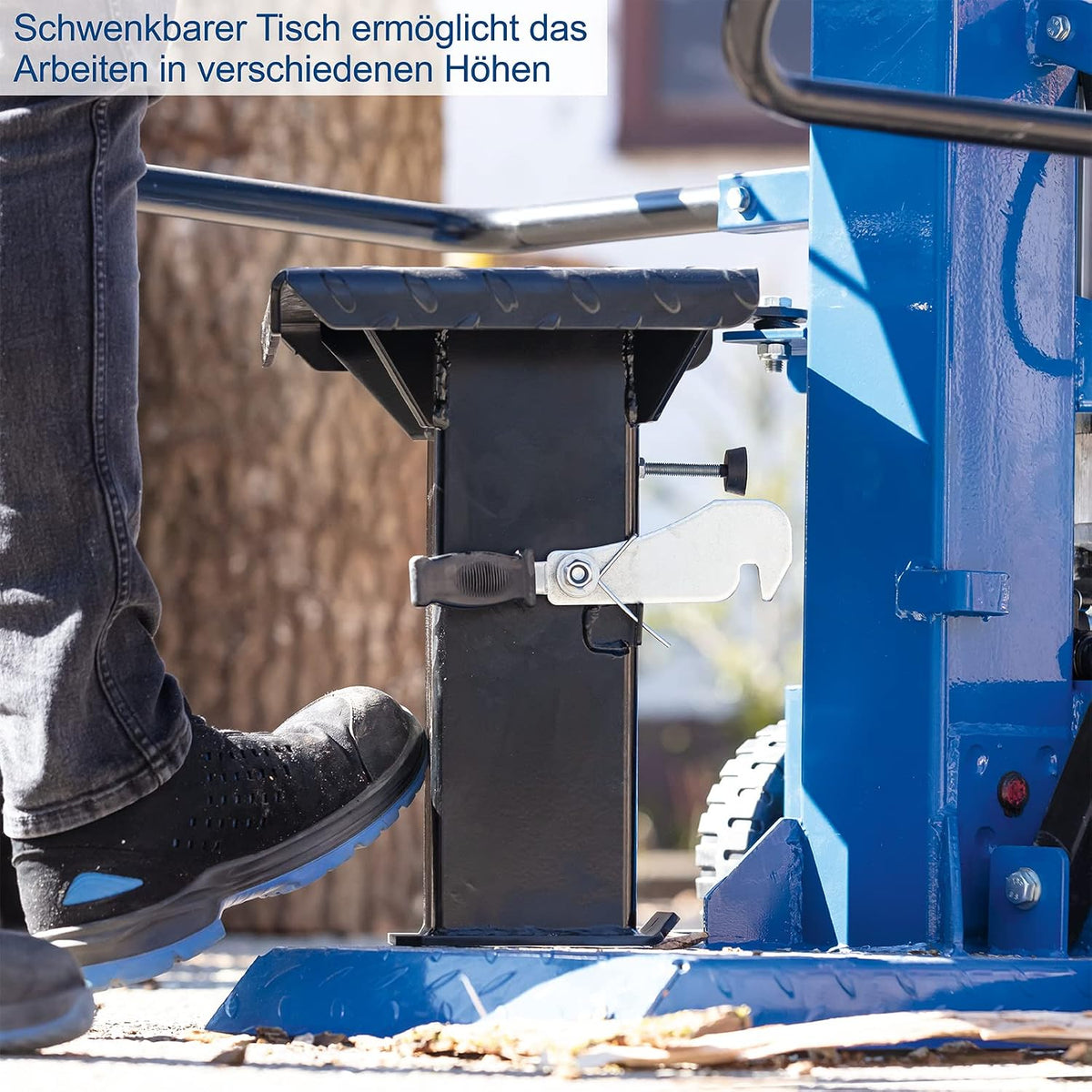 Hendidora de leña vertical Scheppach Compact 10t para troncos de un metro, 230V | 10 toneladas de fuerza de corte | 3500W de potencia | longitud de tronco 1070mm / Ø máx. 380mm | mesa giratoria | madera dura y blanda - con dispositivo de desplazamiento