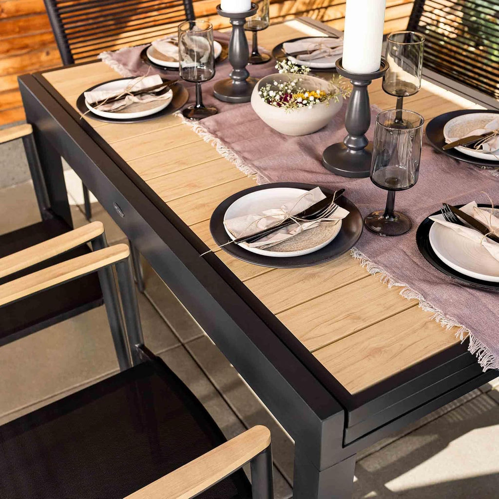 Mesa de jardín extensible di volio Galipo 135-270 cm – Mesa de terraza de aluminio resistente a la intemperie para 6-12 personas – Mesa de comedor con aspecto de madera y patas ajustables (beige)
