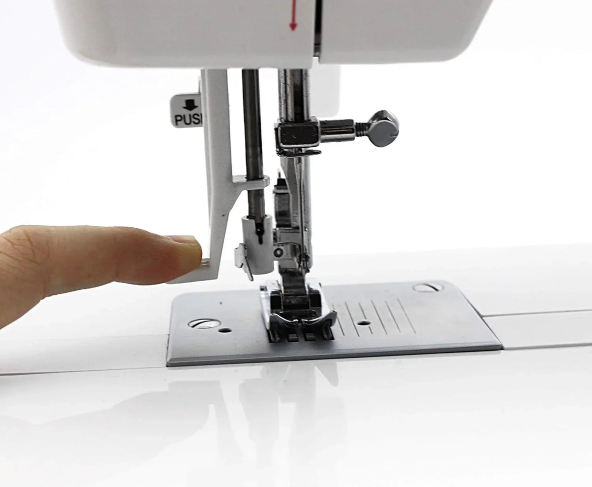 Máquina de coser Alfa Practik 9, 34 puntadas, luz LED, chasis metálico