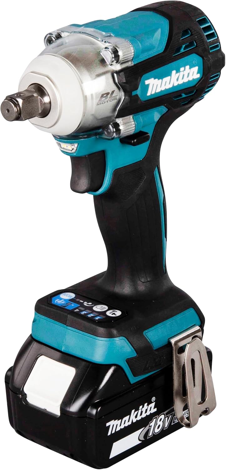 Atornillador de impacto a batería Makita DTW300RTJ 18 V / 5,0 Ah, 2 baterías + cargador en MAKPAC