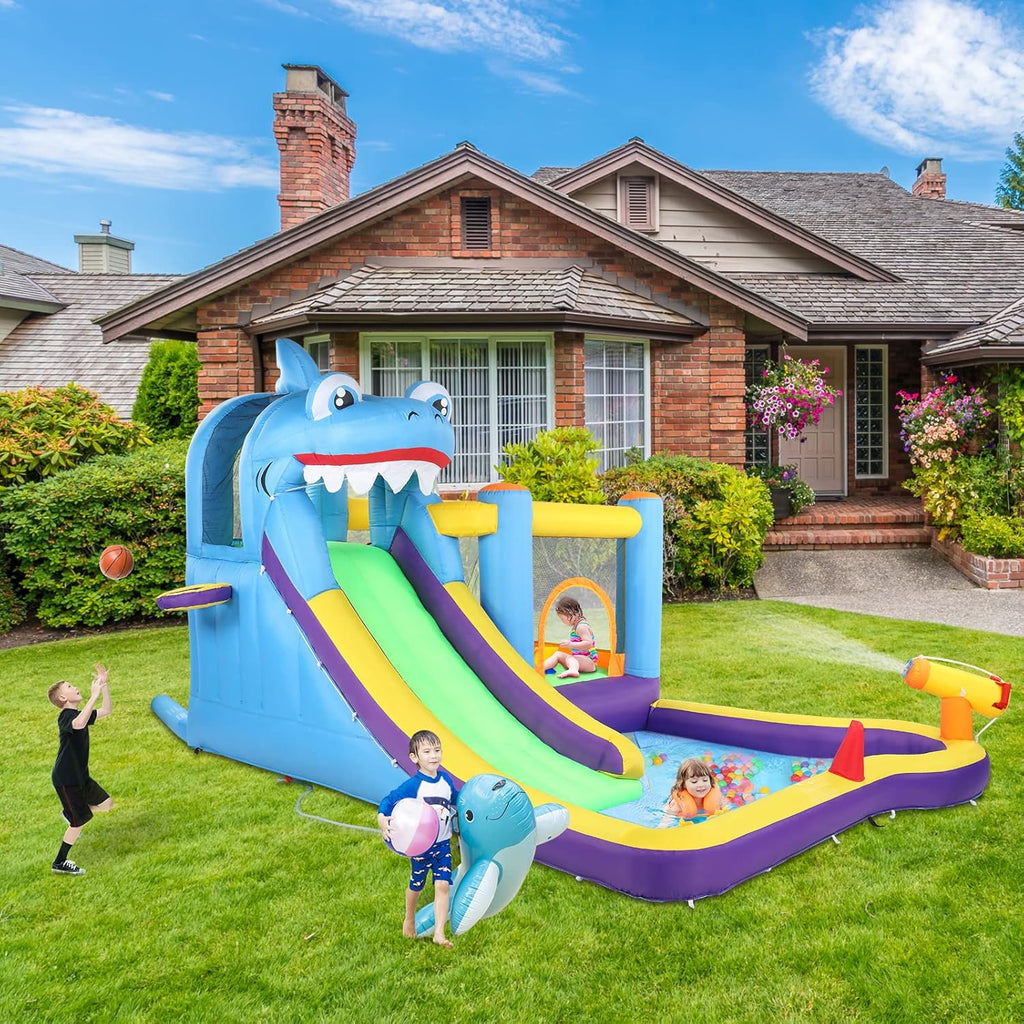 LEADZM Castillo hinchable con soplador, parque acuático inflable con temática de tiburón, con trampolín, tobogán, piscina, pistola de agua, adecuado para 3 niños de 3 a 10 años, 380x260x240 cm