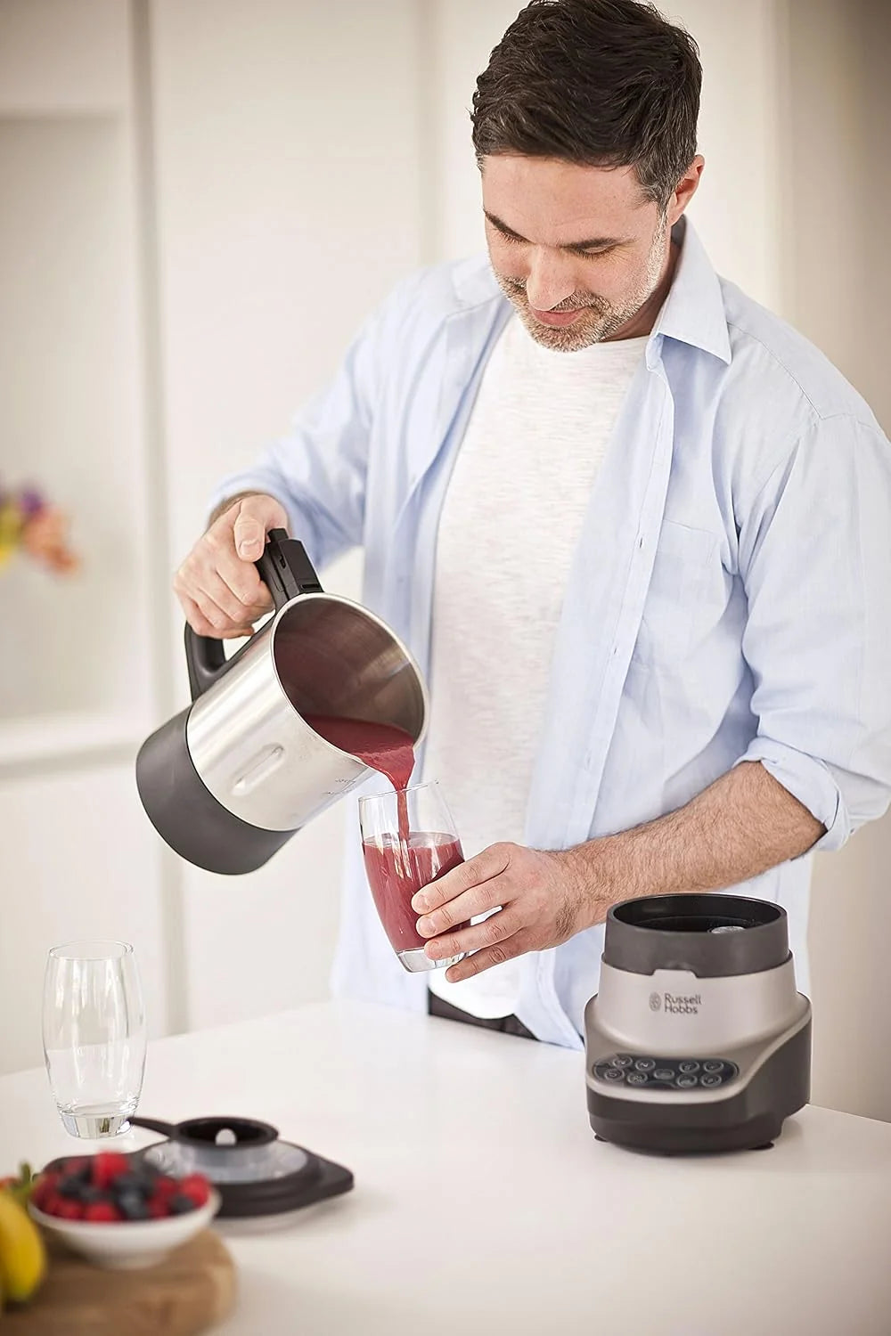 Russell Hobbs mikser, 8 programów, pojemność do 1,75l, stal nierdzewna, funkcja utrzymania ciepła, powłoka zapobiegająca przywieraniu, blendowanie, moc 800W, srebrny,Soup&Blend 21480-56