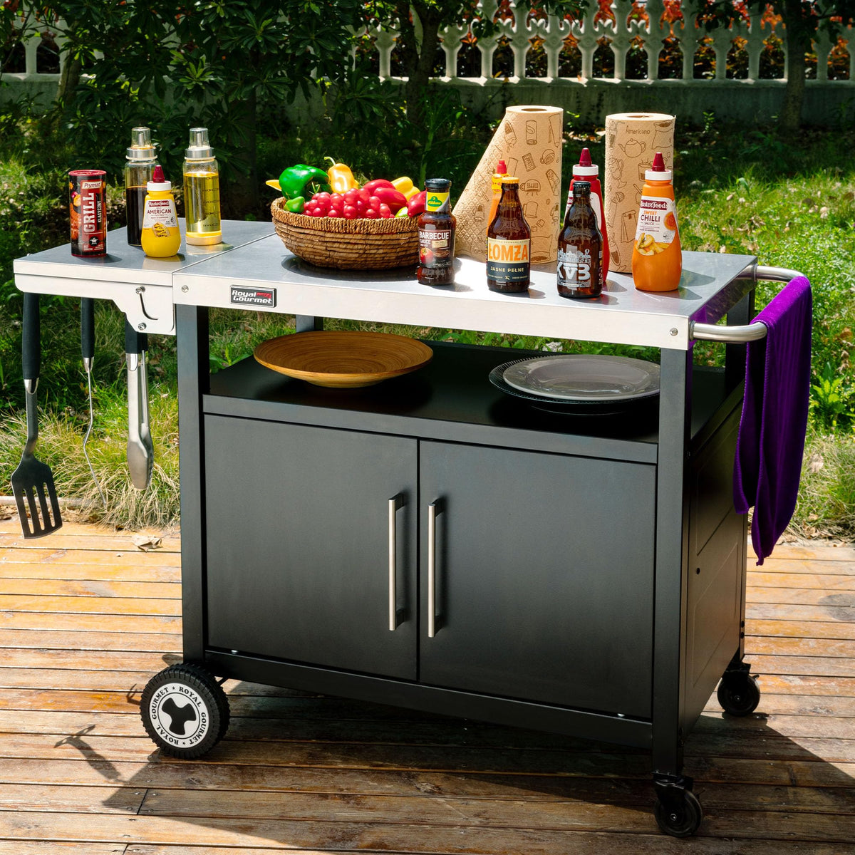 Carrito para barbacoa con mesa lateral plegable, armario inferior, superficie de trabajo de acero inoxidable, soporte para toallas, ruedas, plateado