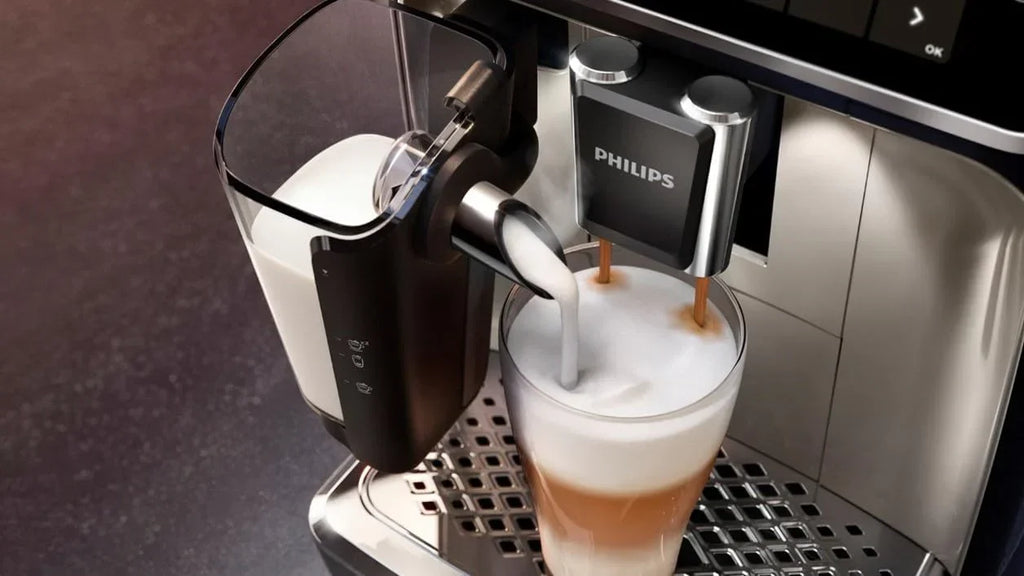 Cafetera superautomática Philips Serie 5400 – Sistema de leche LatteGo, 12 especialidades de café, pantalla intuitiva, 4 perfiles de usuario, cromo (EP5447/90)