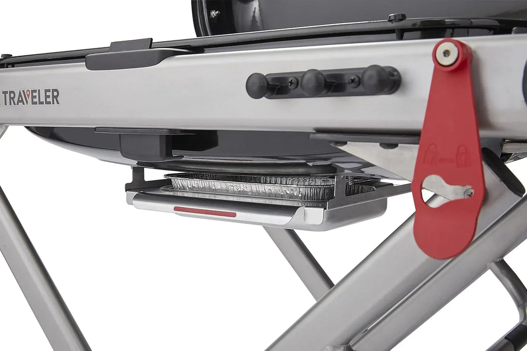 Barbacoa de gas portátil Traveler con soporte plegable y ruedas, quemador de 3,8 kW, superficie de cocción de 2065 cm² y termómetro en la tapa