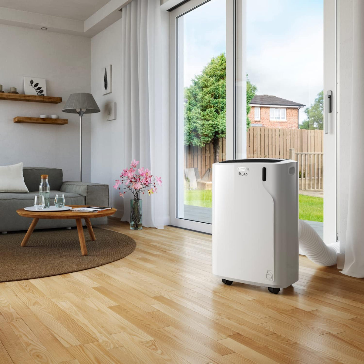 De'Longhi Pinguino - Aire acondicionado portátil, para habitaciones de hasta 29 m², con deshumidificador y ventilador, 9800 BTU, funcionamiento silencioso, mando a distancia, temporizador 24h, clase de eficiencia energética A (PACEM90)