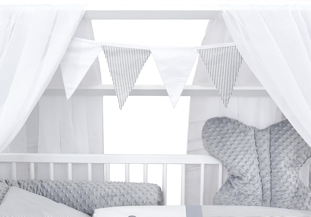 Set completo de cuna Baby Delux, cama casita de 60x120 cm, color blanco, con cajón, barrera anticaídas, colchón, ropa de cama y set de decoración (Prince Stars)