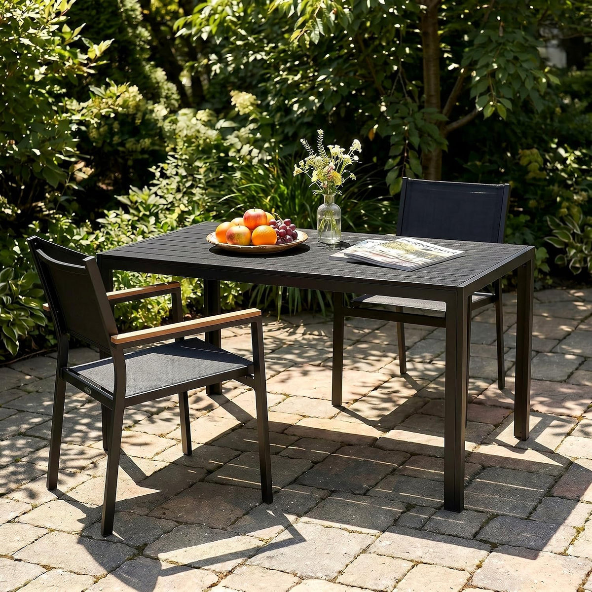 Mesa de jardín LIFERUN 110x70 cm con marco de aluminio - Mesa de balcón rectangular de WPC para 4-6 personas, mesa de terraza resistente a la intemperie y a los rayos UV, mesa de comedor exterior moderna con aspecto de madera, negro