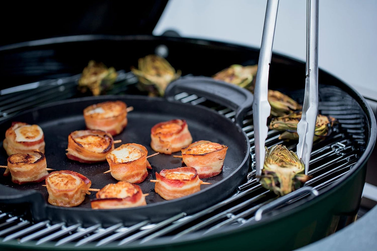 Barbacoa de carbón Weber Master-Touch, 56 cm, color marfil
