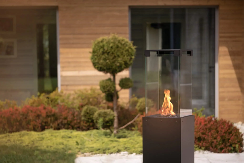 Calefactor de terraza Planika Faro, propano, negro, 8 kW, portátil, de pie, con funda para exteriores, 36x36x150 cm
