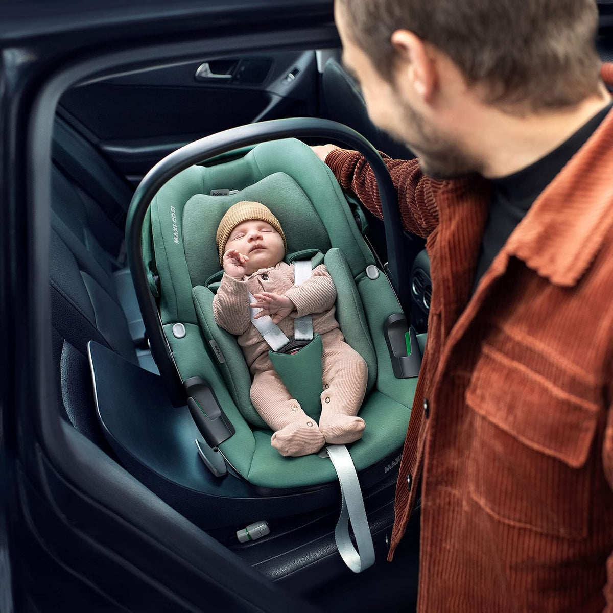 Base Maxi-Cosi FamilyFix 360 i-Size, sistema de asiento de coche giratorio, estación ISOFIX 360 grados, 0–4 años (40–105 cm), rotación FlexiSpin con una sola mano, control de rotación TravelSafe, Click & Go, negro