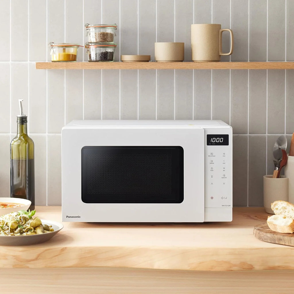 Panasonic NN-ST21QWEPG Tylko kuchenka mikrofalowa 20 l ze szklanym naczyniem, 800 W, automatyczne rozmrażanie, 11 programów automatycznych, wyświetlacz LED, 5 ustawień zasilania, cyfrowy timer, biały