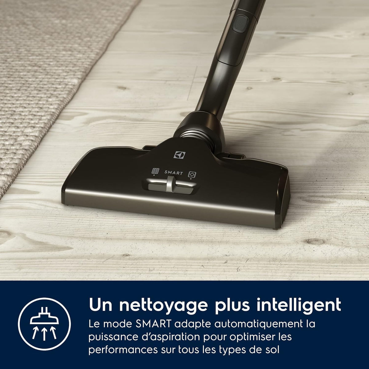 Electrolux Pure D8, controles remotos, aspiradora de trineo con bolsa, ultrasilenciosa, 57 dB, potencia automática inteligente, asa con controles y pantalla LED, PD82-8DB, azul denim