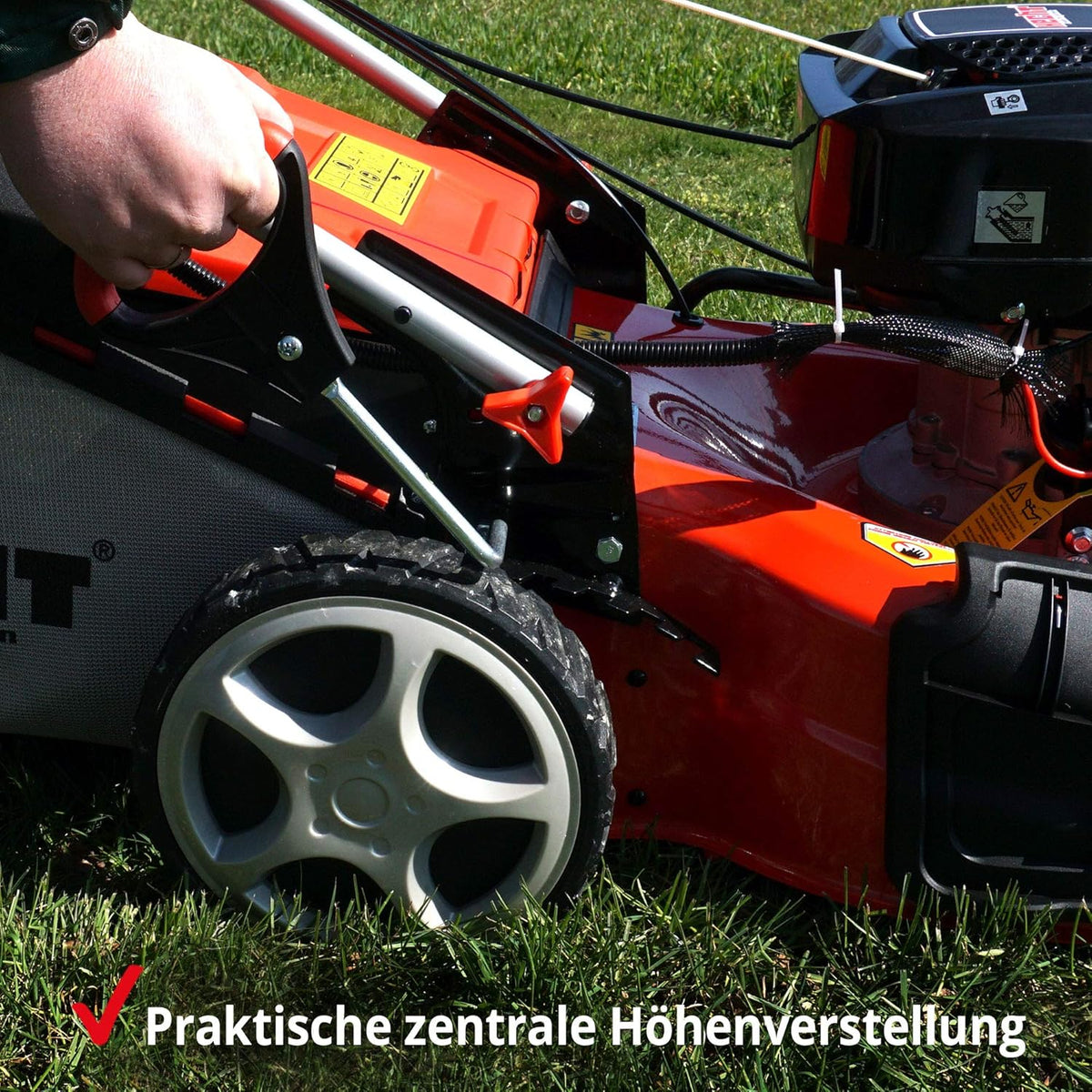Cortacésped de gasolina 5 en 1 HECHT: potente motor Eco de 4 tiempos de 4,4 kW (6,0 CV), arranque eléctrico, ancho de corte de 53 cm, cesta colectora de 75 l, tracción a las ruedas, ruedas patentadas, función de mulching