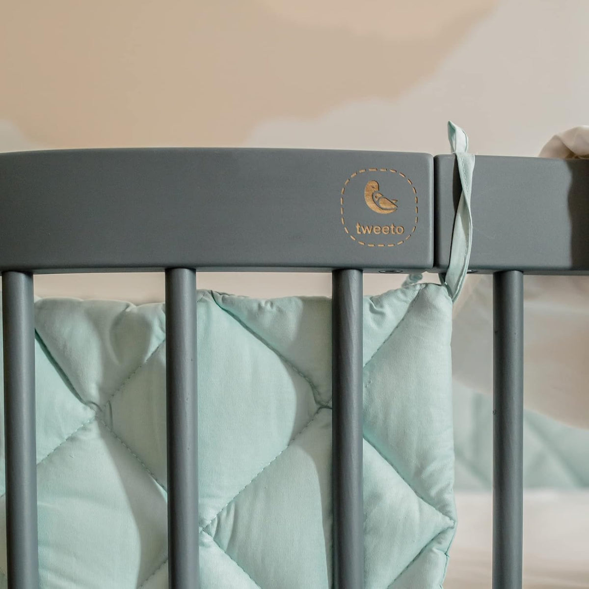 Cuna 7 en 1 tweeto®: cuna de madera evolutiva | cuna de colecho y cuna de barrotes de altura regulable | convertible en cama infantil y parque de juegos (haya natural)