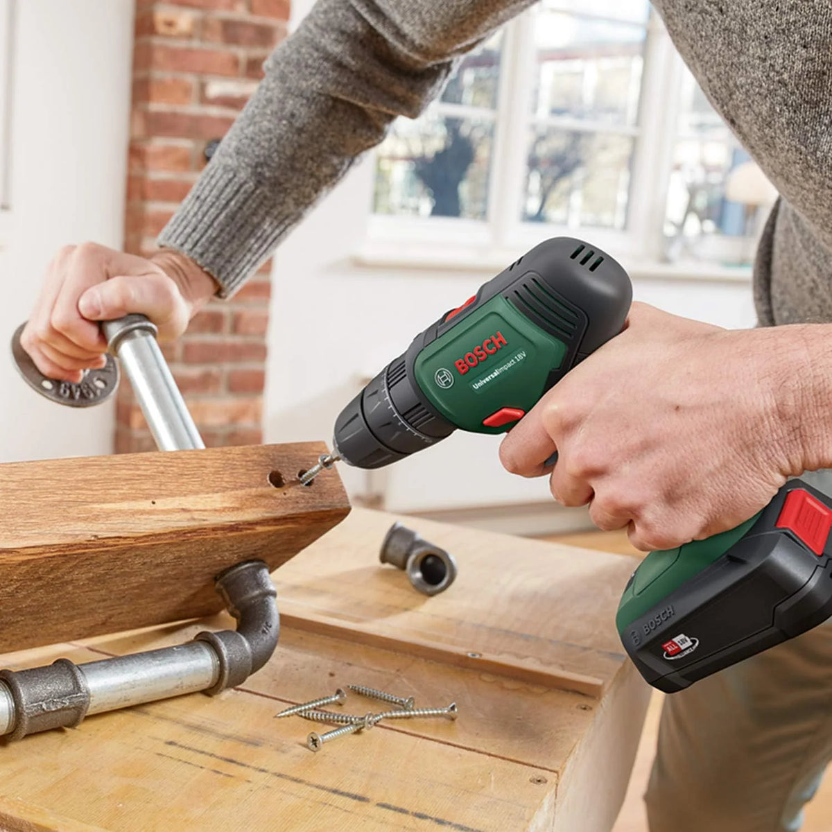 Bosch akumulatorowa wiertarko-wkrętarka udarowa UniversalImpact 18V (1 akumulator, system 18V, walizka) – Amazon Edition