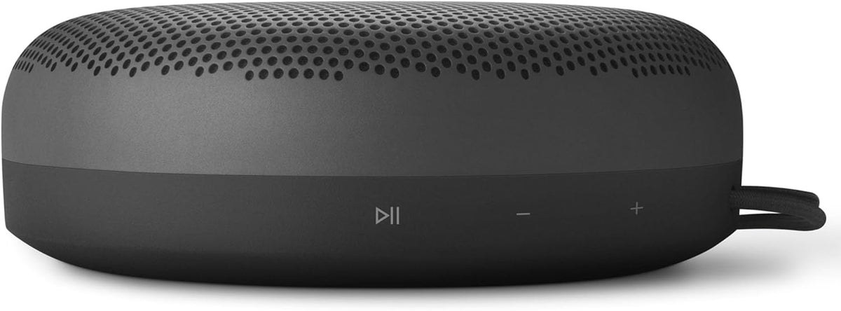 Bang & Olufsen Beosound A1 (2.ª gen.) – Altavoz Bluetooth portátil inalámbrico, resistente al agua IP67, sonido 360 grados, asistente de voz Alexa y manos libres, 18 horas de batería - Black Anthracite