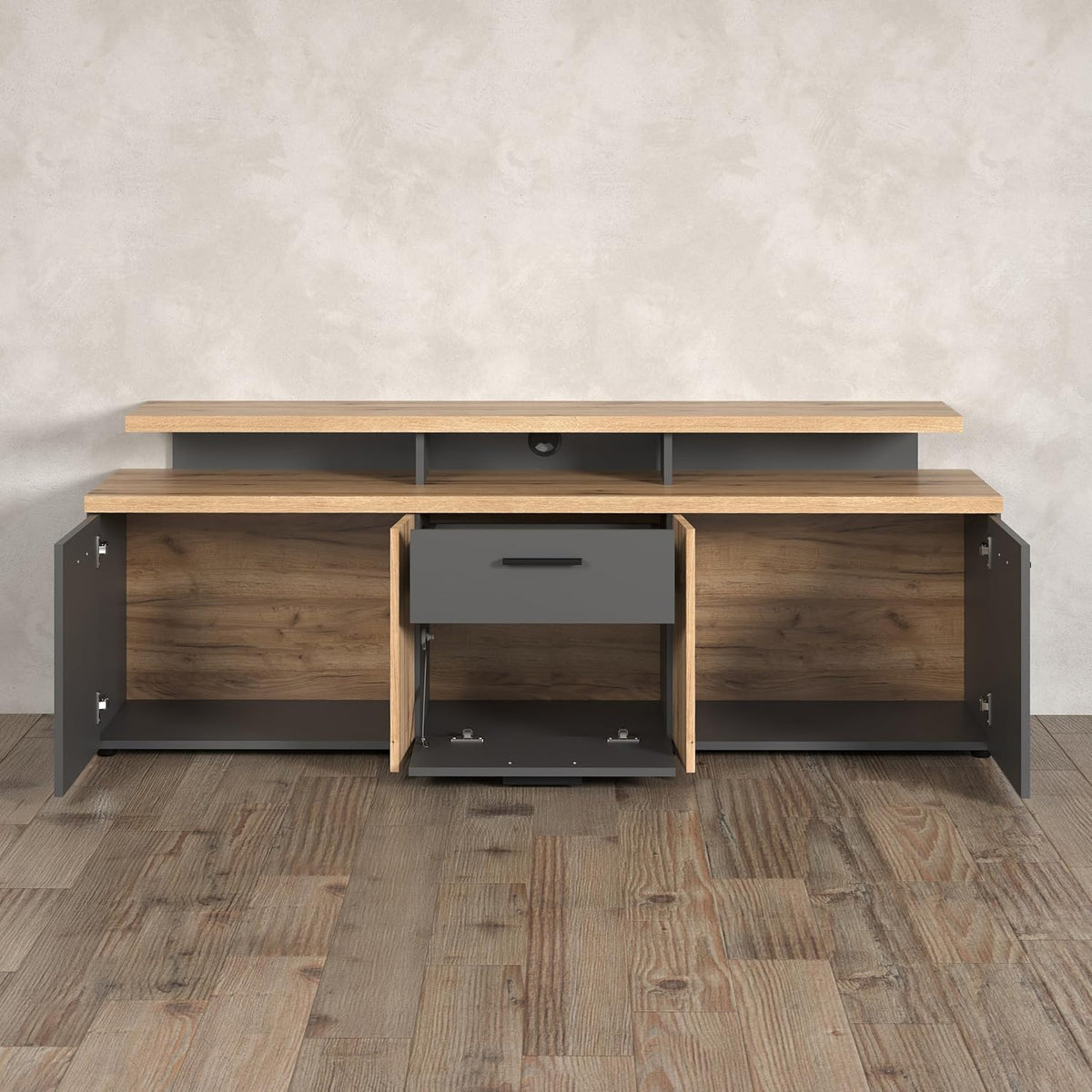 Mueble para TV trendteam smart living Esteban, gris/roble, con 4 puertas, 1 cajón, 1 puerta abatible, 3 compartimentos abiertos (ancho x alto x fondo) 180 x 67 x 47 cm, 2 puertas con diseño estriado, montaje reversible (derecha/izquierda)