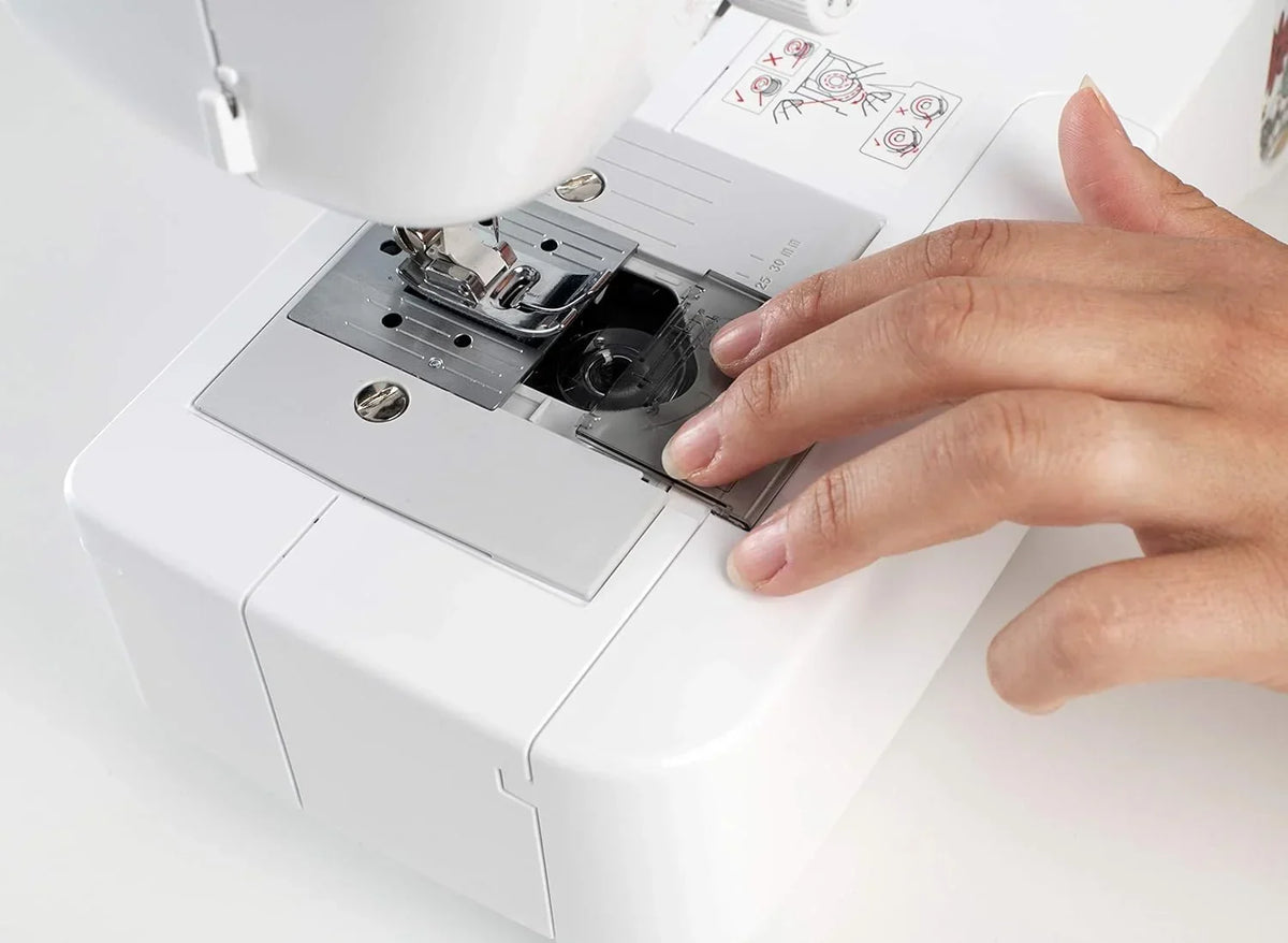 Máquina de coser eléctrica de brazo libre JX17FE con 17 programas de costura y diversas funciones de puntada