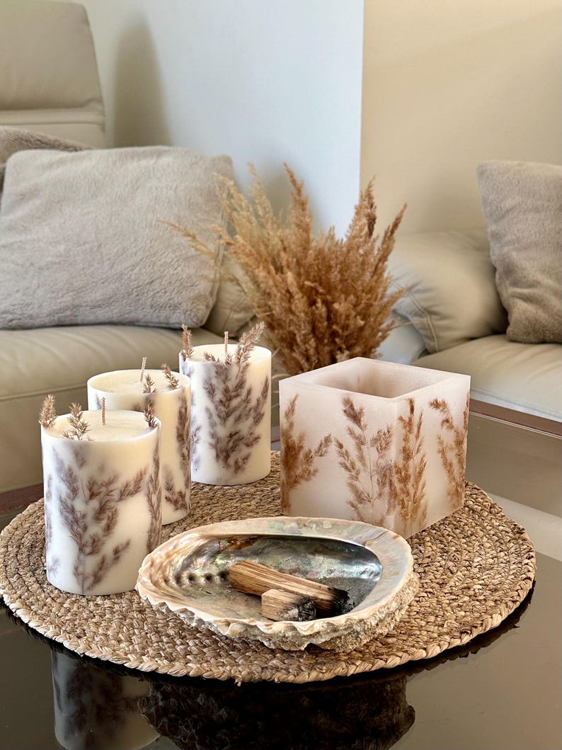 Vela estilo Japandi con hierba seca | Cera de soja | Decoración minimalista