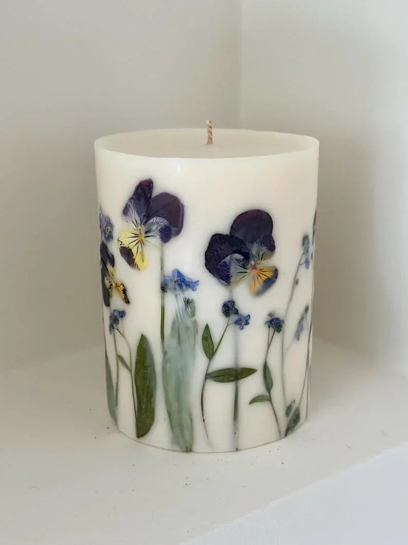 Vela de pilar con flores prensadas – Vela de cera de soja con flores reales, 9 x 7,5 cm