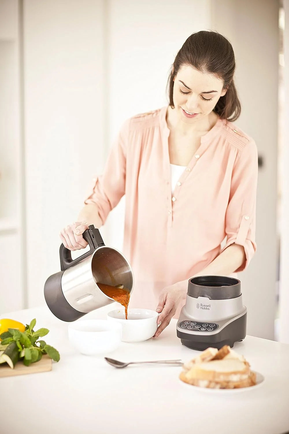 Russell Hobbs mikser, 8 programów, pojemność do 1,75l, stal nierdzewna, funkcja utrzymania ciepła, powłoka zapobiegająca przywieraniu, blendowanie, moc 800W, srebrny,Soup&Blend 21480-56