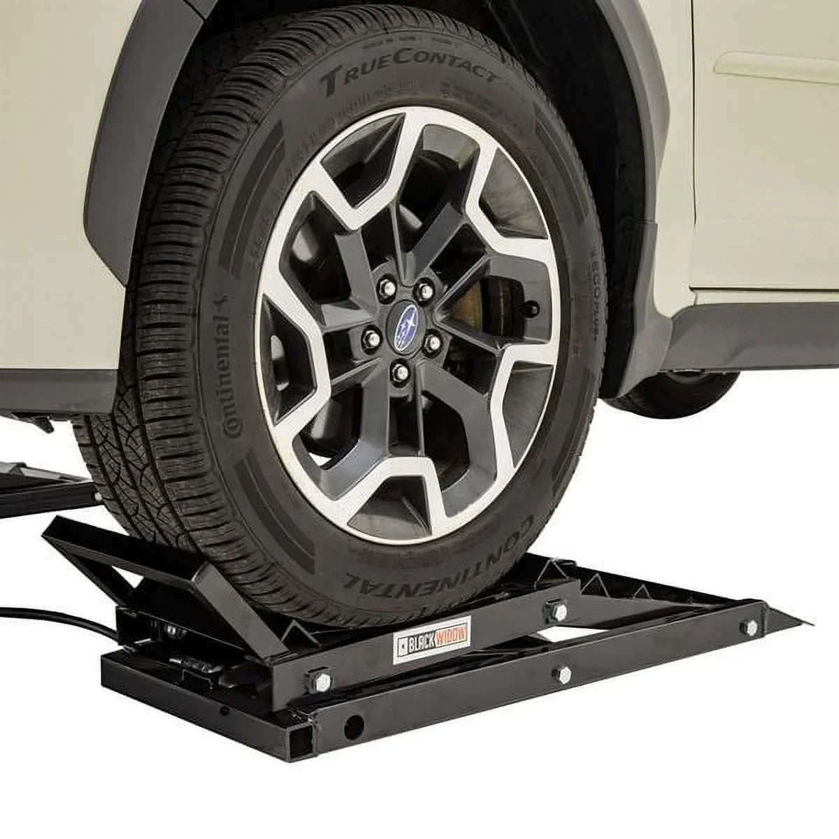 Elevador hidráulico para autos Black Widow con rampa – capacidad de 3,000 lb. por par