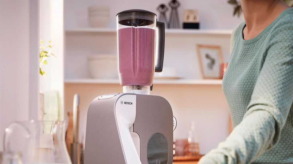 Procesador de alimentos Bosch Serie 4 con báscula, bol de acero inoxidable apto para lavavajillas, batidora, picadora de carne, sistema de mezclado planetario, cortador-rallador, 3 discos, cortador de dados, 1000 W, MUM5XL74