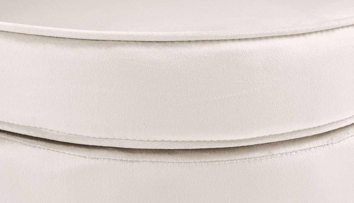 Silla tapizada Rosita I de CLP con revestimiento de terciopelo I Estructura de metal color dorado, color: crema