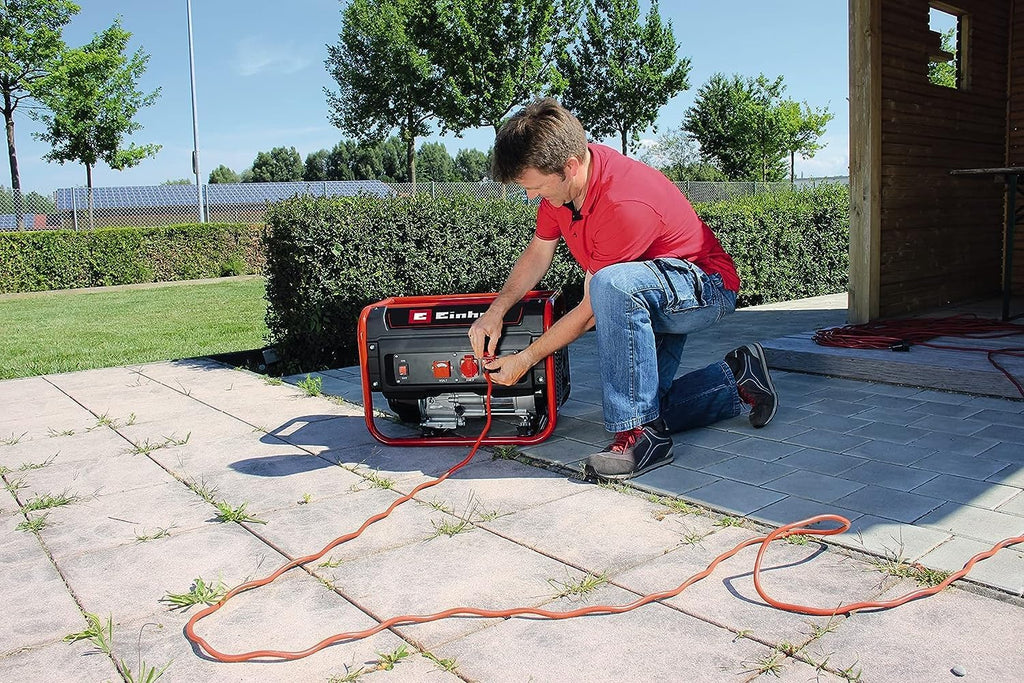 Generador eléctrico (gasolina) Einhell TC-PG 25/1/E5 (máx. 2400 W, depósito de 15 l, potencia continua de 2100 W, motor de 4 tiempos, 2x 230 V, protección contra sobrecarga, voltímetro, función AVR)
