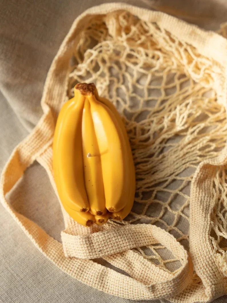 Vela con forma de plátano hecha de cera de soja y cera de oliva, 14 cm x 7 cm, 252 g