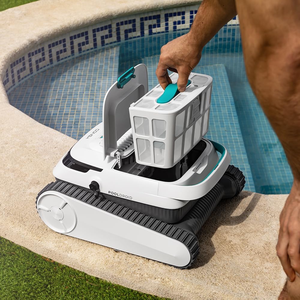 Robot limpiafondos Cecotec para suelos, paredes y línea de flotación Conga Pooldroid 5000 TotalClean Pearl. Superficies 100m2, pendiente máx. 90º, limpieza ordenada, autonomía 100min, capacidad 4L