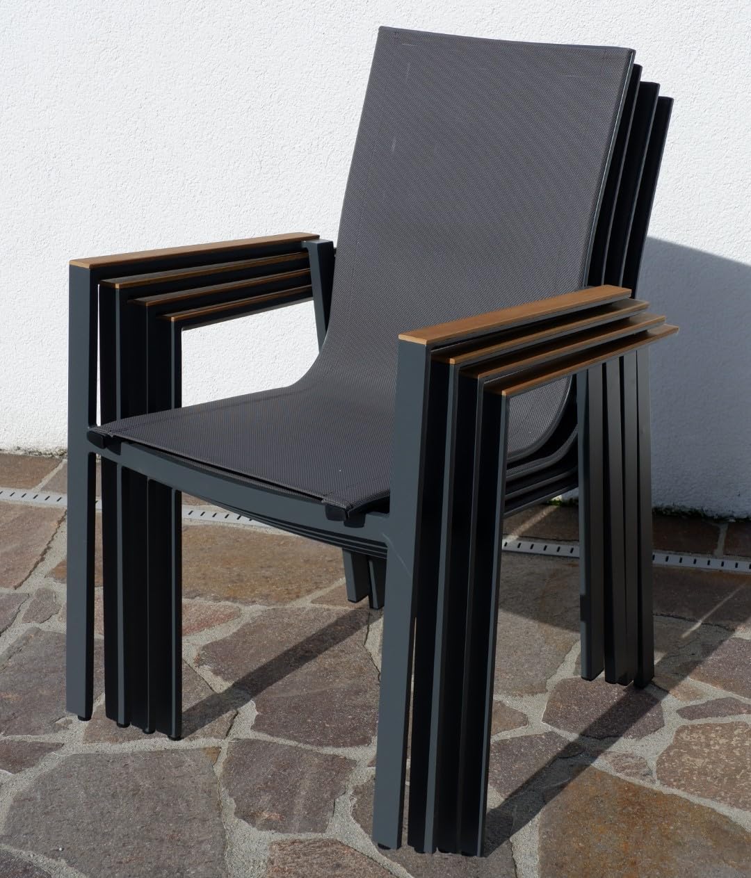 ALEOS. Conjunto de jardín, set de aluminio y teca con mesa redonda extensible de 120 cm a 160 cm + 6 sillas apilables, color antracita Trinidad