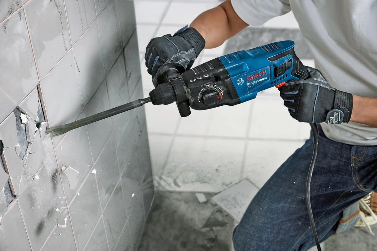 Bosch Professional Młot udarowo-obrotowy GBH 2-21 Professional (uchwyt SDS plus, 3 wiertła SDS plus, (6/8/10 mm), rękojeść dodatkowa, sukno maszynowe, ogranicznik głębokości, walizka)