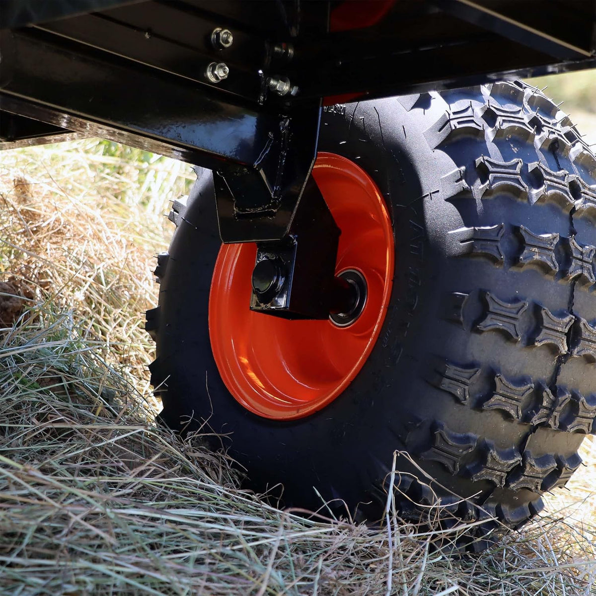 Remolque basculante Wiltec de hasta 680 kg para tractor cortacésped, remolque volquete de 216 x 122 x 76,2 cm con rejilla y paredes laterales extraíbles, remolque con función de vuelco