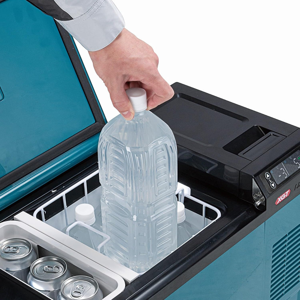 Nevera y calentador portátil a batería Makita CW004GZ 40V máx. 29 litros (sin batería, sin cargador)