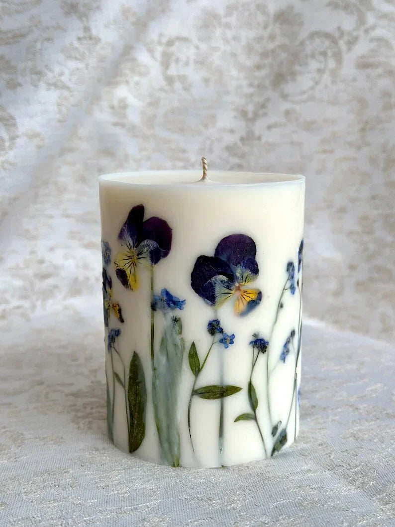 Vela de pilar con flores prensadas – Vela de cera de soja con flores reales, 9 x 7,5 cm