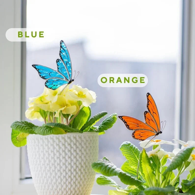 Estaca de jardín de mariposa de vidrieras, decoración colorida de primavera