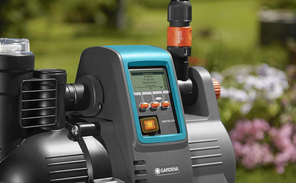 Gardena Comfort Hauswasserautomat 5000/5E LCD: bomba de agua doméstica con pantalla LC, ahorro de energía, caudal de 5000 l/h, motor de 1300 W con interruptor térmico de seguridad, protección contra funcionamiento en seco (1759-20)