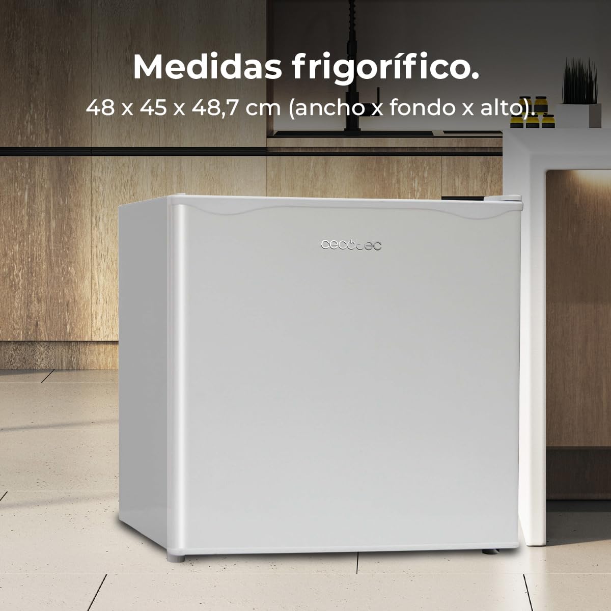 Mini refrigerador Cecotec GrandCooler 20000 L SilentCompress White E. Capacidad de 46 L, puerta personalizable, clase energética E, compacto de 48x45x48,7 cm. ¡Ideal para espacios pequeños!