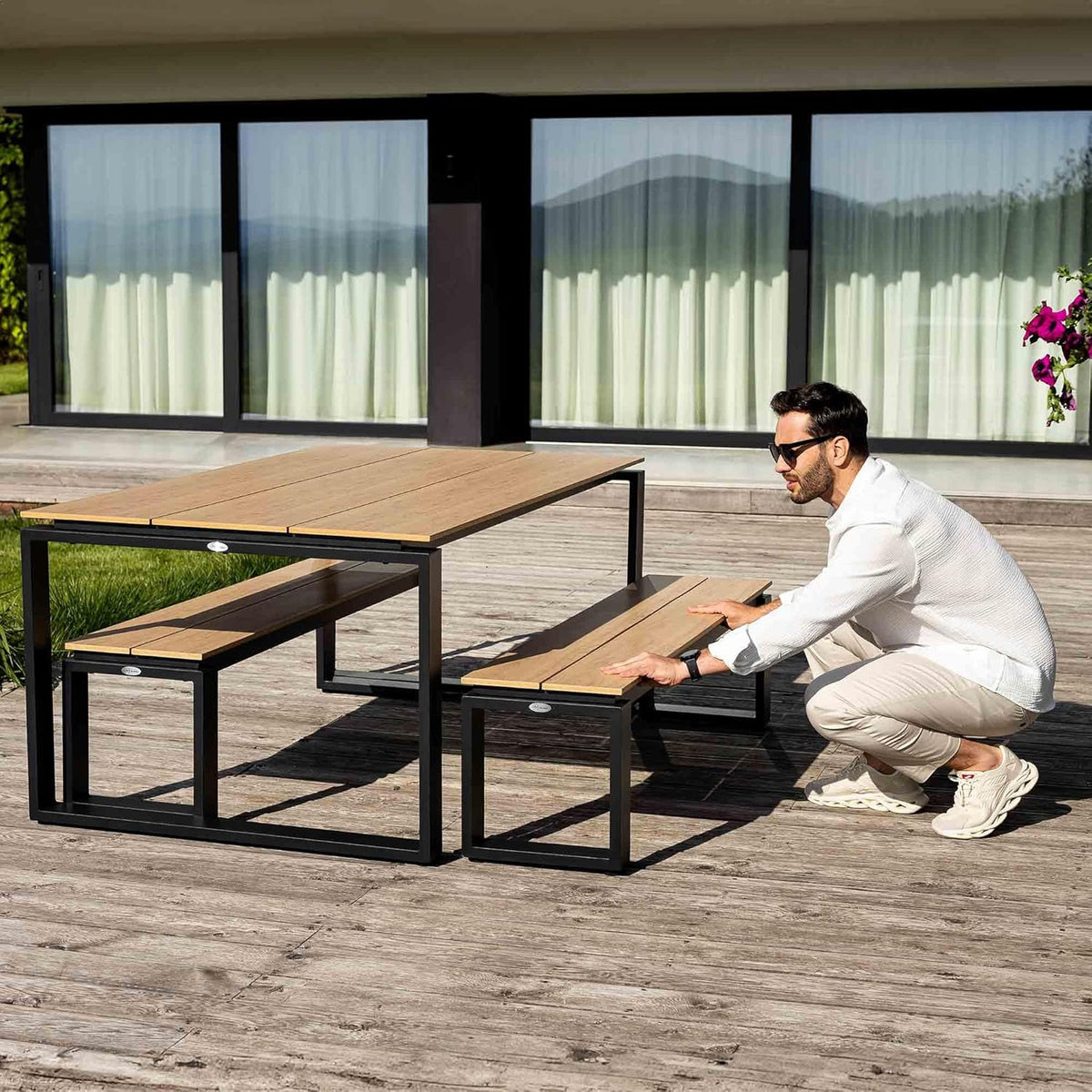 Muebles de jardín di volio Trento, conjunto de muebles de jardín: mesa de comedor espaciosa y 2 bancos de jardín, fabricados con materiales resistentes a la intemperie, para jardín y terraza