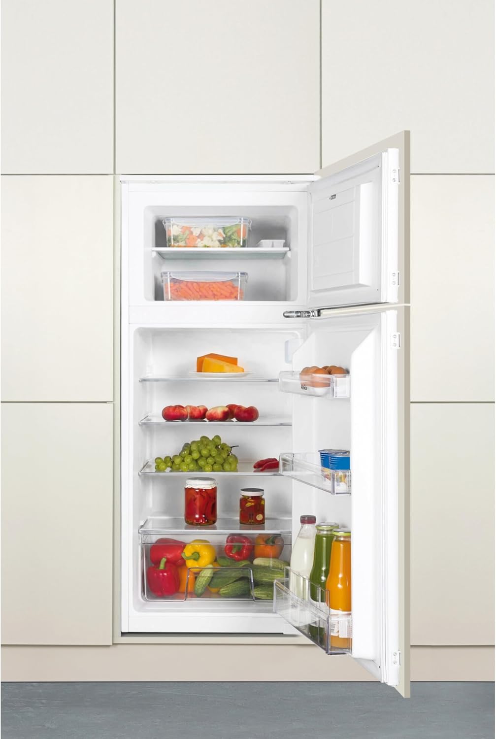 Frigorífico combi integrable Amica de doble puerta con congelador superior para nicho de 122 cm, sistema de puerta deslizante, compresor Inverter, control electrónico, alarma de puerta abierta