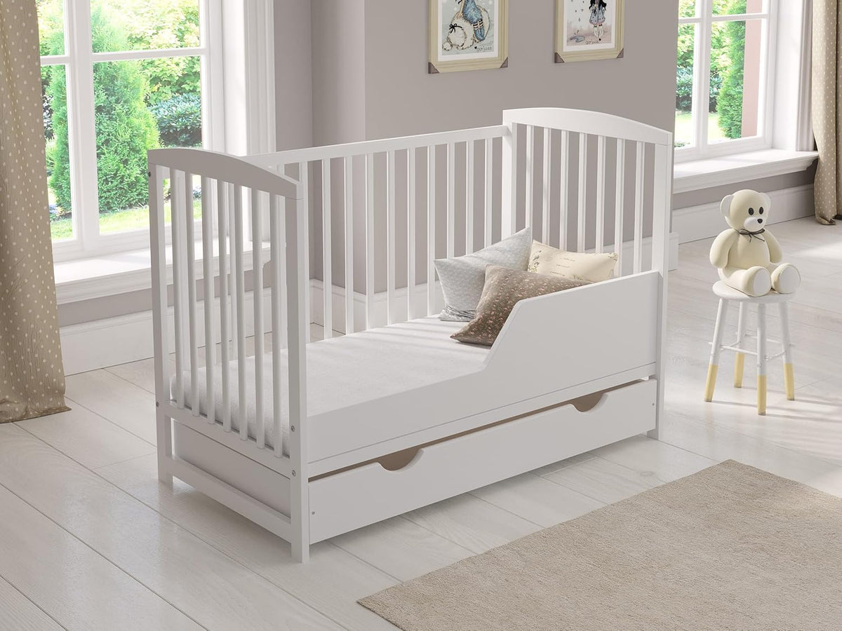Cuna colecho Love For Sleep 120x60 cm con colchón de espuma, color blanco, modelo Jacob - Cuna de madera para bebé, cuna convertible, cama infantil con barrotes